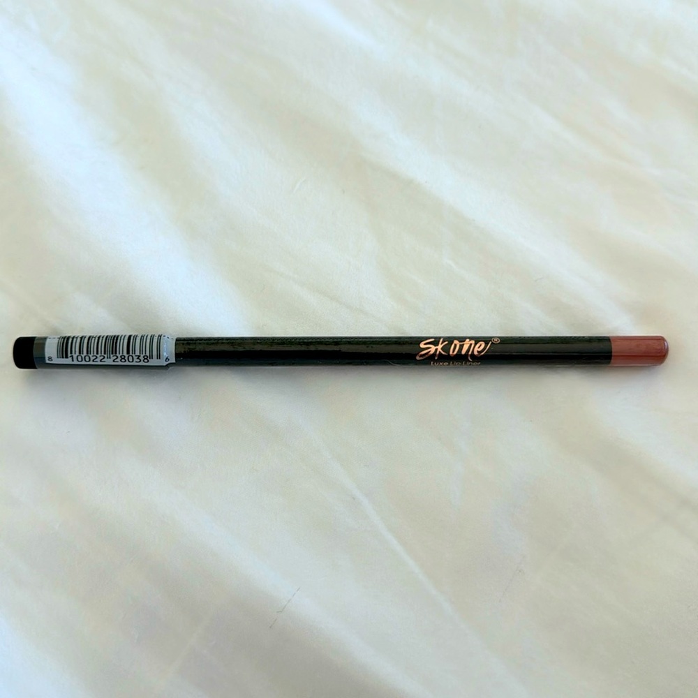 BRAND NEW Skone luxe lip liner in Cosmo